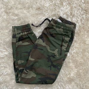 TNA cargo camo pants XS